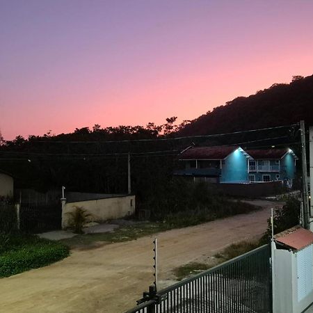 Kitnet Aconchegante Praia De Maranduba Apartment Ubatuba Luaran gambar